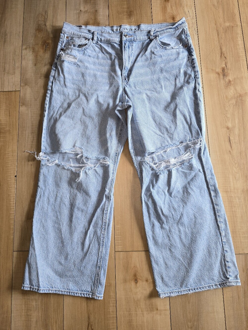 American Eagle Light Wash Stovepipe Jeans Sz 20